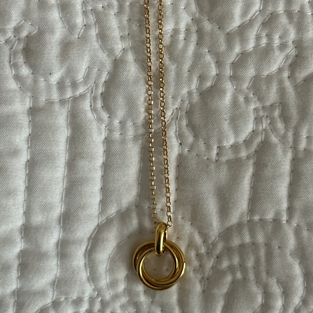 Gold Trinity necklace